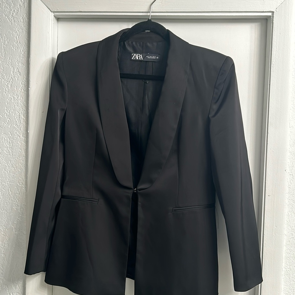 Zara black blazer